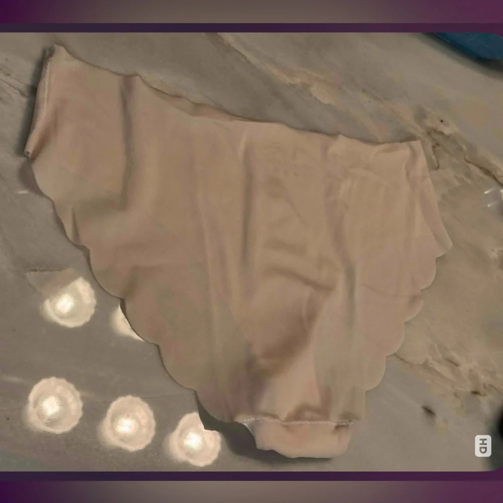Scalloped Edge Nude panties LARGE